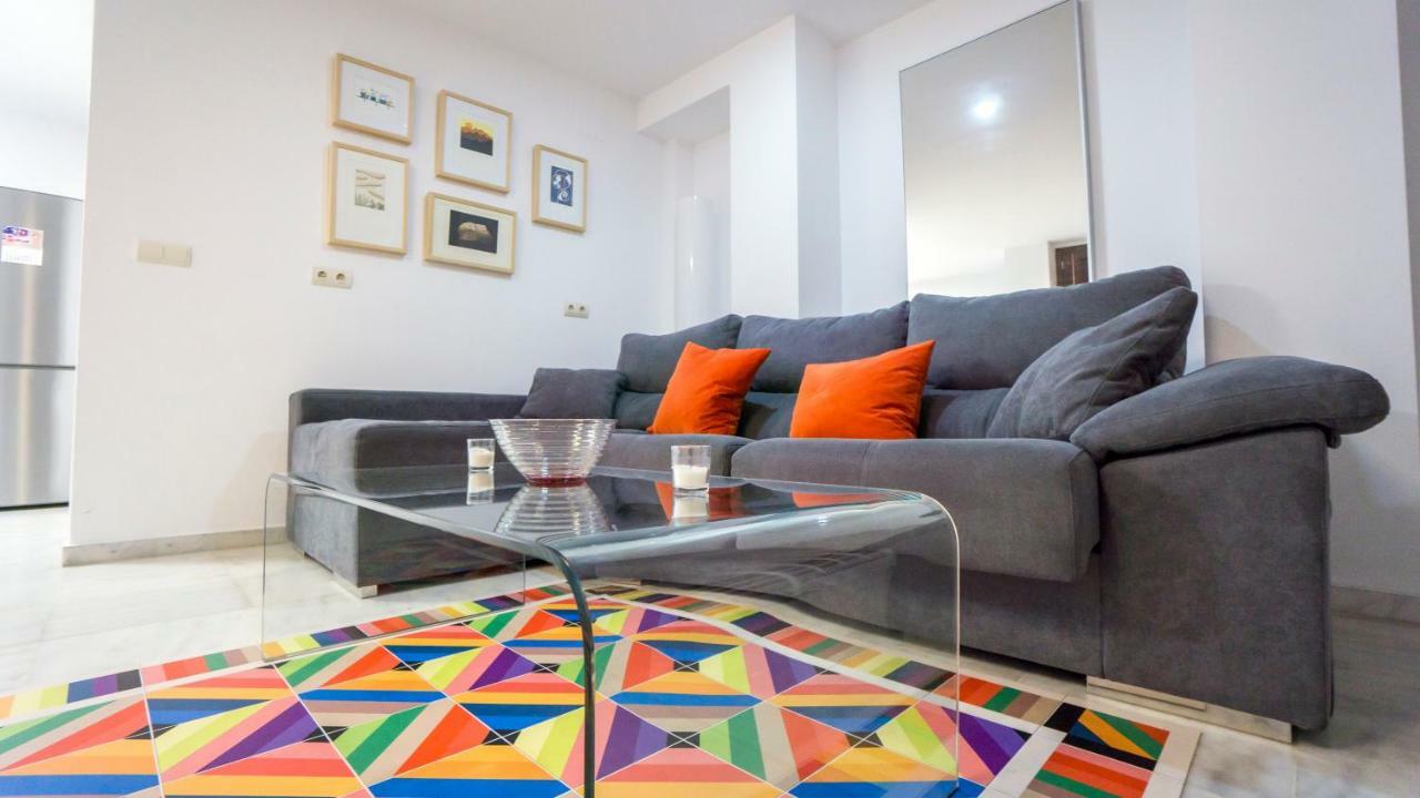 Rentalsevilla Espacioso Duplex En La Puerta Real Séville